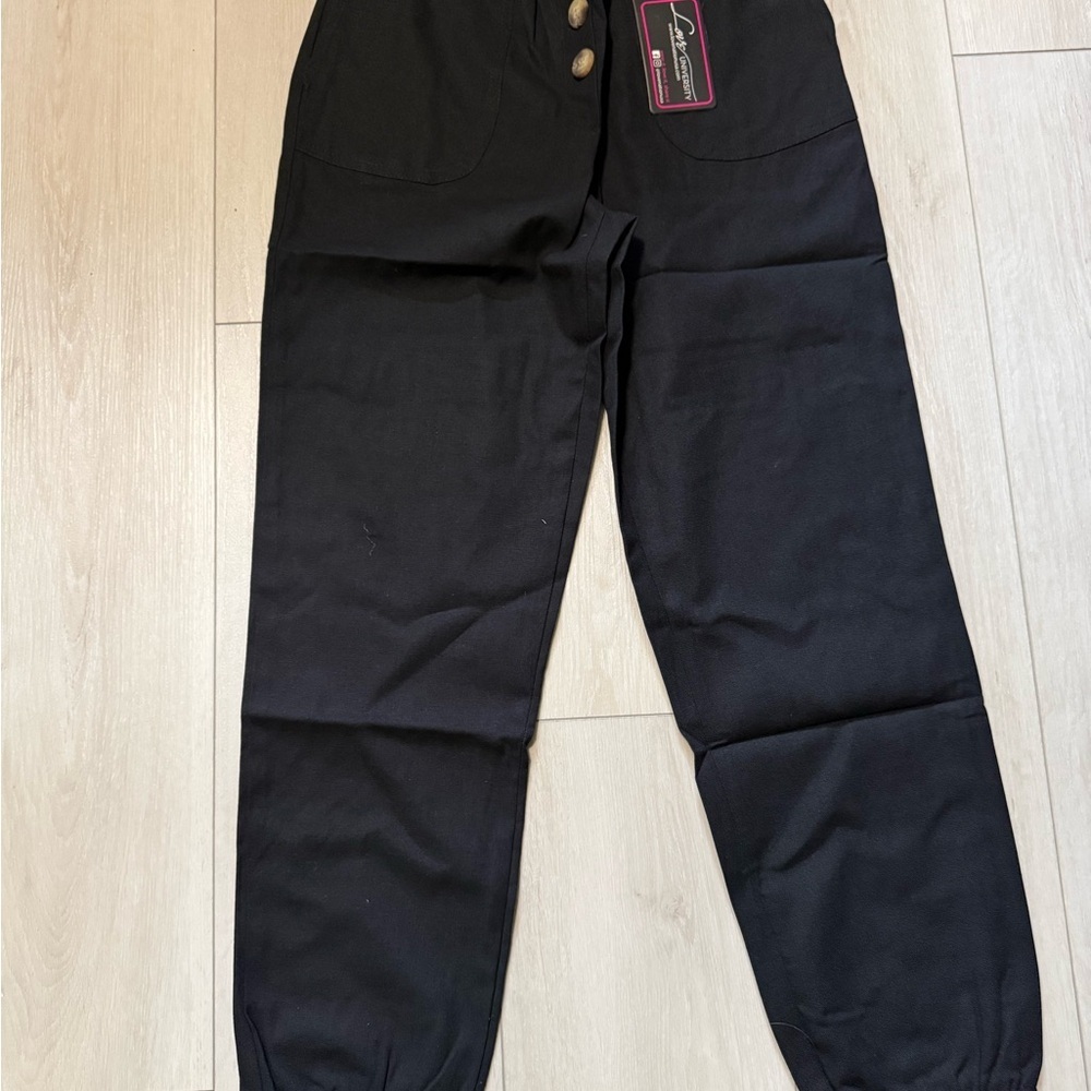 Women’s Black Pants with elastic bottom cuffs. Rayon and Linen. Elastic waist - Picture 2 of 7
